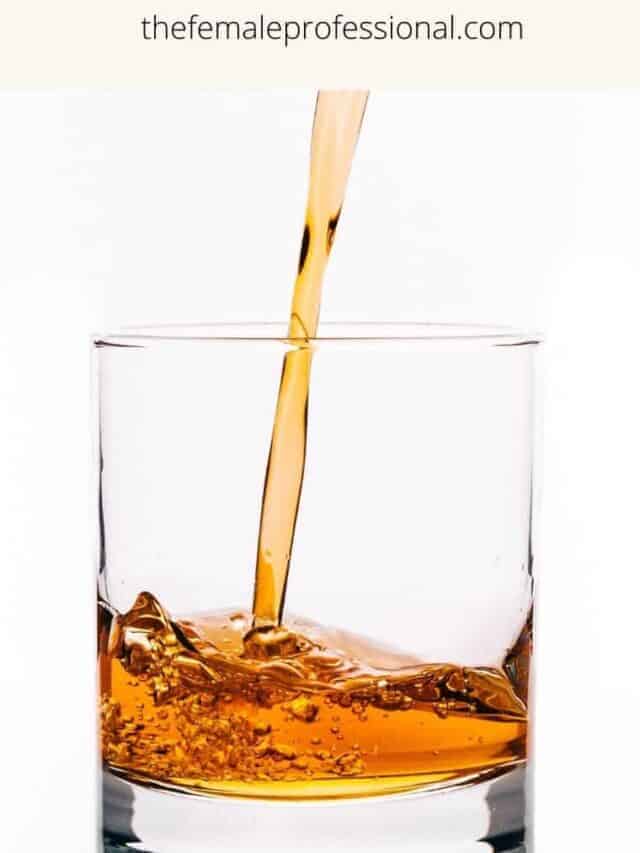 Hot Cocktails & Drink Ideas To Stay Warm This Season