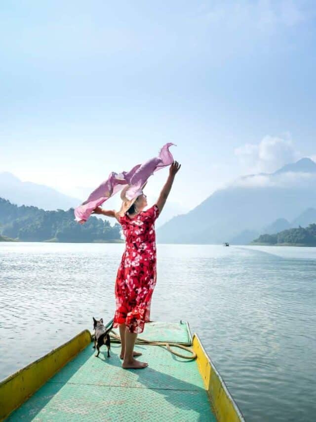 How to Travel Alone and Enjoy Yourself to the Max