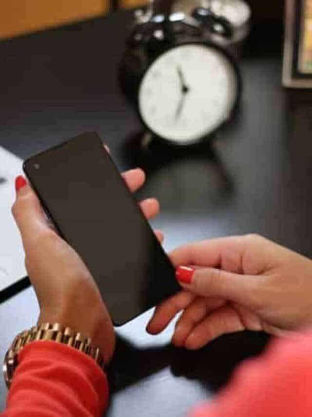 How To Avoid Distractions And Stay Focused Story