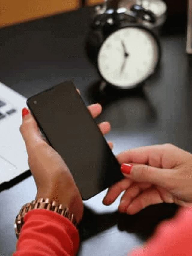 Steps to Avoid Distractions and Stay Focused Story