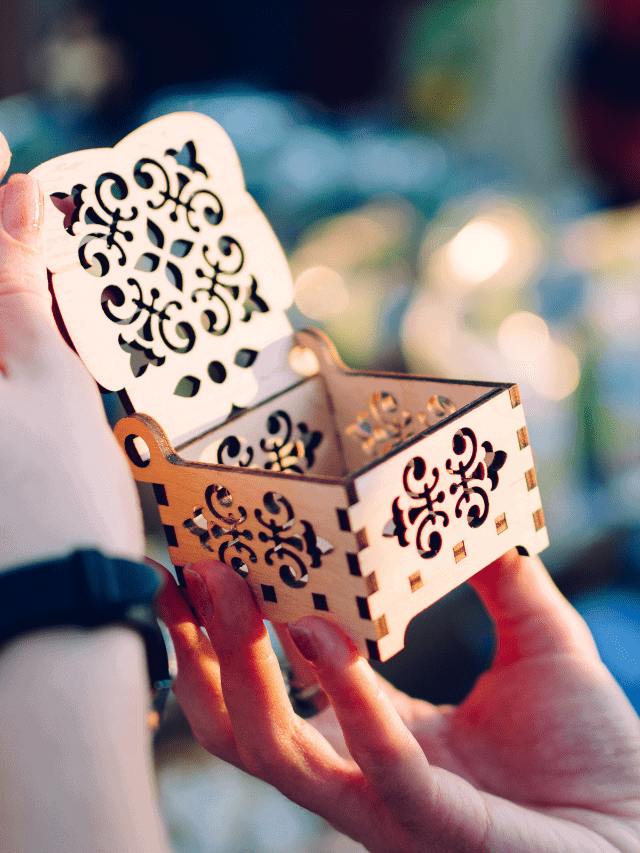 Steps to Get The Best Souvenirs when Traveling abroad Story