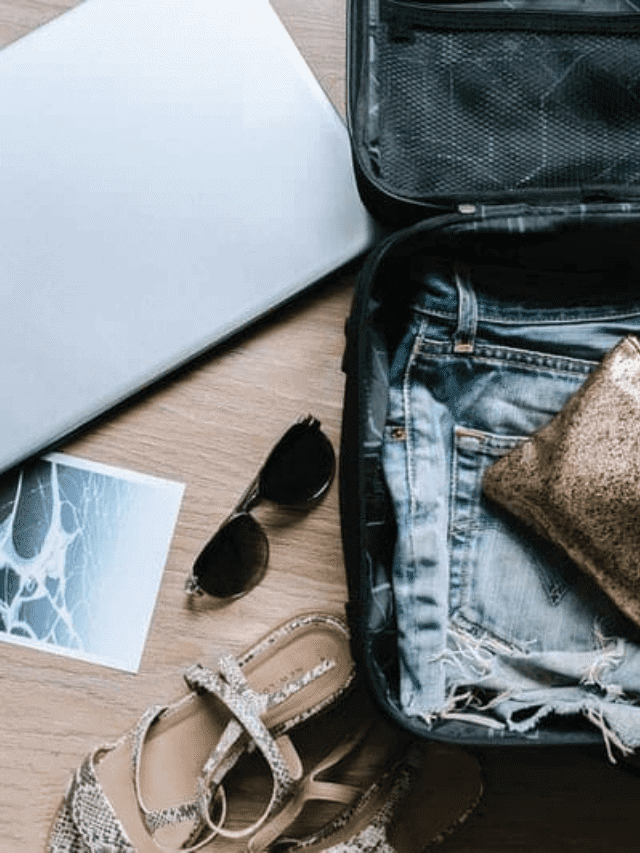 Travel Smart With These 10 Tips Story