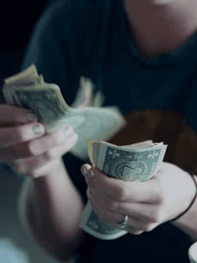 Recession Proof Stocks to Hedge Portfolio Bets