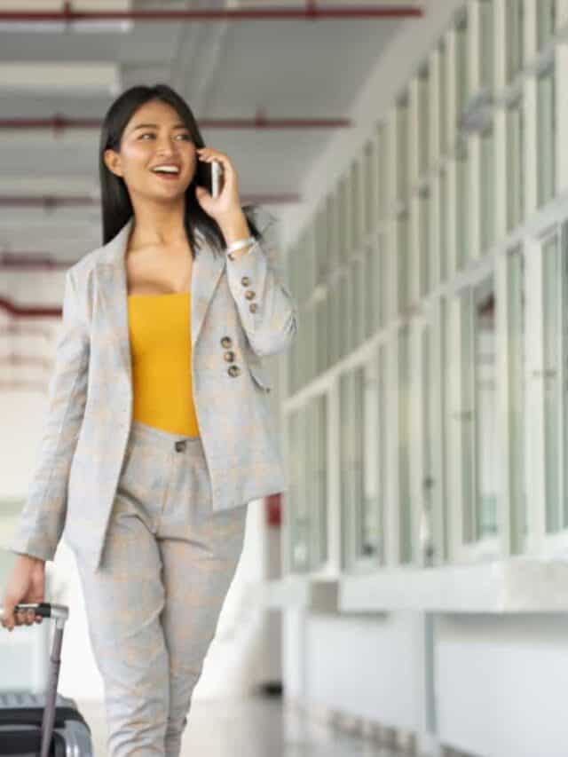 Create a Seasonal Capsule Wardrobe: How to Streamline Your Closet