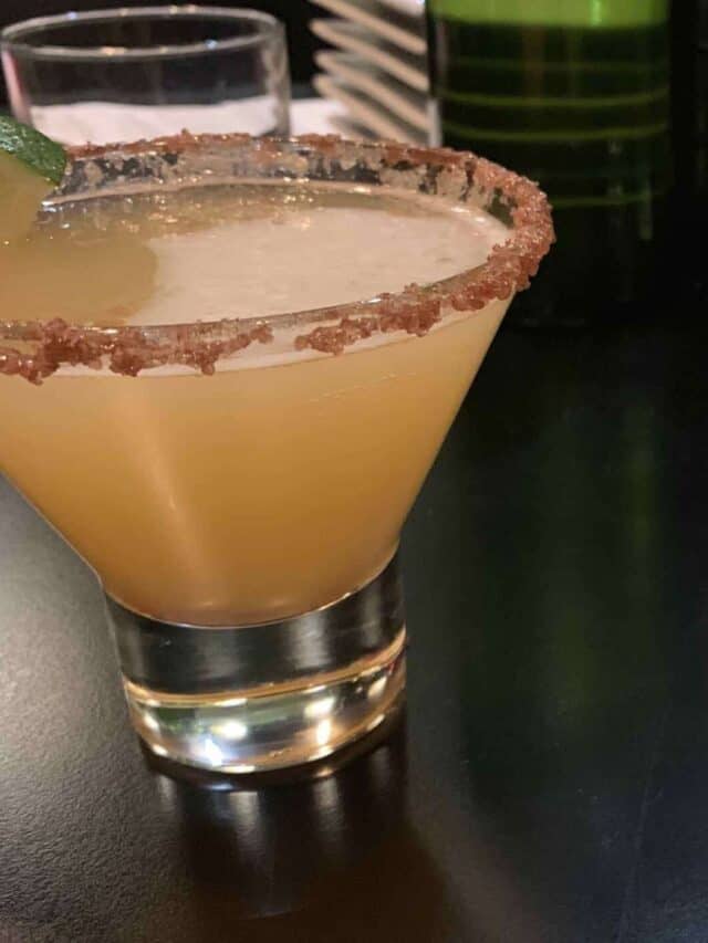 26 Delicious International Cocktail Recipes to Make at Home